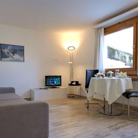 Apartment Chesa Munteratsch 311 By Interhome Силваплана Екстериор снимка